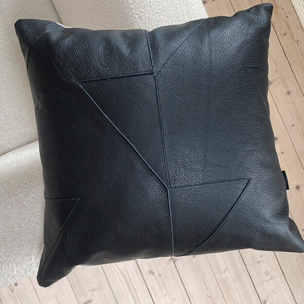 SortLæderpude 50x50